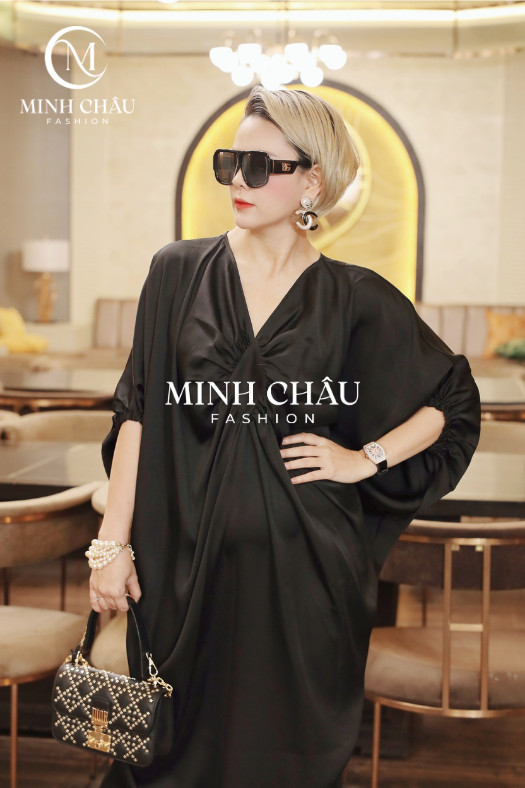 Đầm thiết kế xếp ngực màu đen